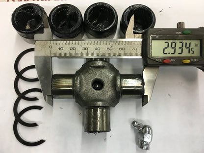 Cross 35RN-201C: & Bearing 1.25" x 2.93" (with Caps Off) - Inside Snap Rings