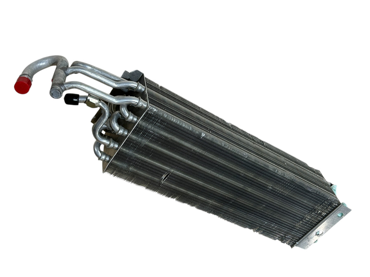 Versatile/Ford/New Holland E0NN18N315AA Evapr