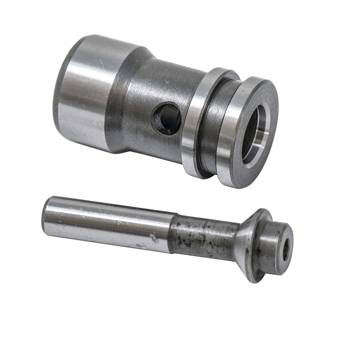 John Deere RE10712: Hydraulic Pump Control Valve