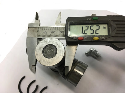 Cross 35RN-201C: & Bearing 1.25" x 2.93" (with Caps Off) - Inside Snap Rings
