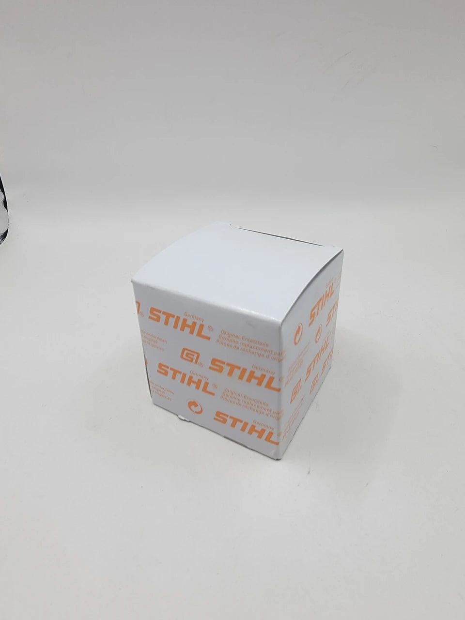 Stihl 9022 341 1120: Spline Screw IS-M5X58